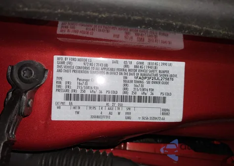 2018 Ford Focus Se z USA, uszkodzony, nr VIN 1FADP3F25JL275876